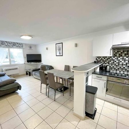 Modern One Bedroom Apartment In Cannes Ngoại thất bức ảnh